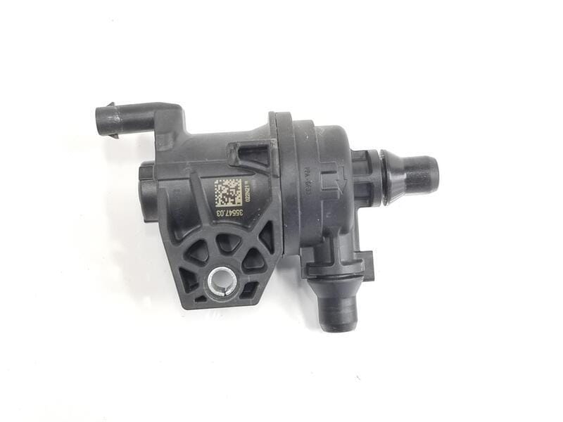 BMW G22-G60-U11 B38-B48 İLAVE SU POMPASI 11519896405 - Yedek Parça