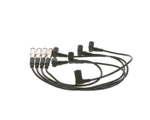 M.BENZ  M102  W124-201  BUJİ KABLO SETİ  5 ADT  0300890700 - Yedek Parça
