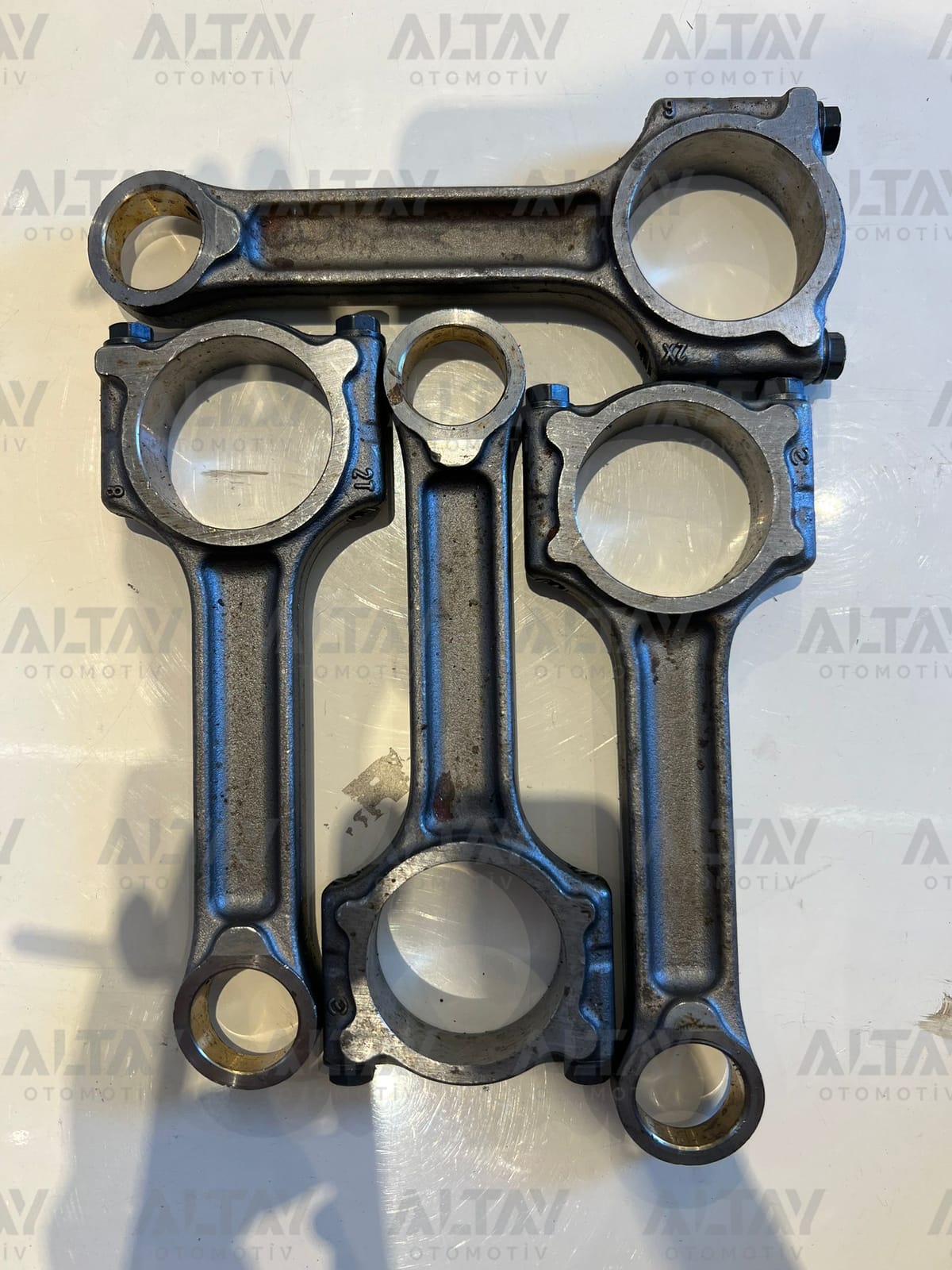 PISTON KOLU RENAULT KADJAR 16> TALISMAN 15> MEGANE IV 16> EXPRESS 21>&nbsp;. NISSAN QASHQAI II 13> PULSAR(ORJINAL URUN NATURAL KUTU) - Yedek Parça